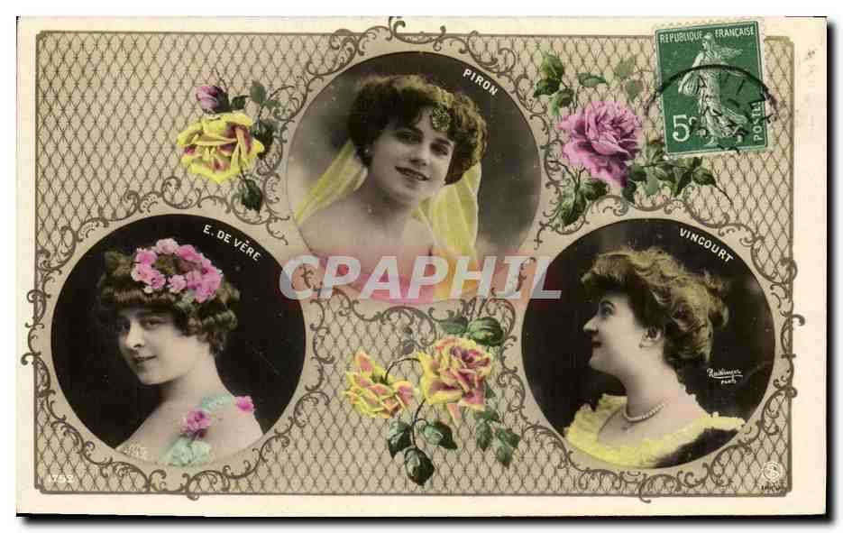Trois femmes — portraits ornés de roses — éditeur Piron, n° V.23