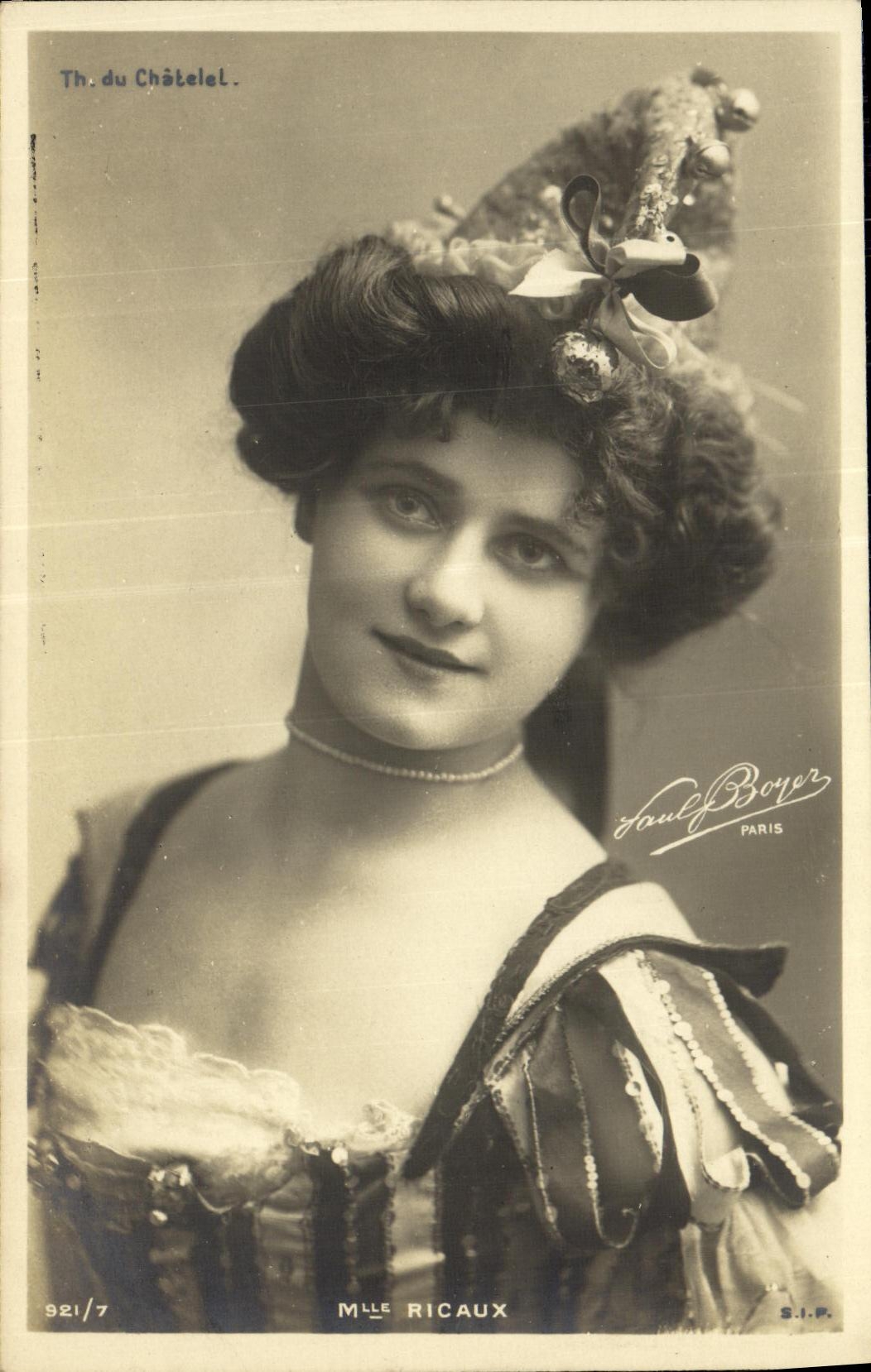 Mlle Ricaux — Portrait de la comédienne — Saul Boyer, Paris, n° 921/7