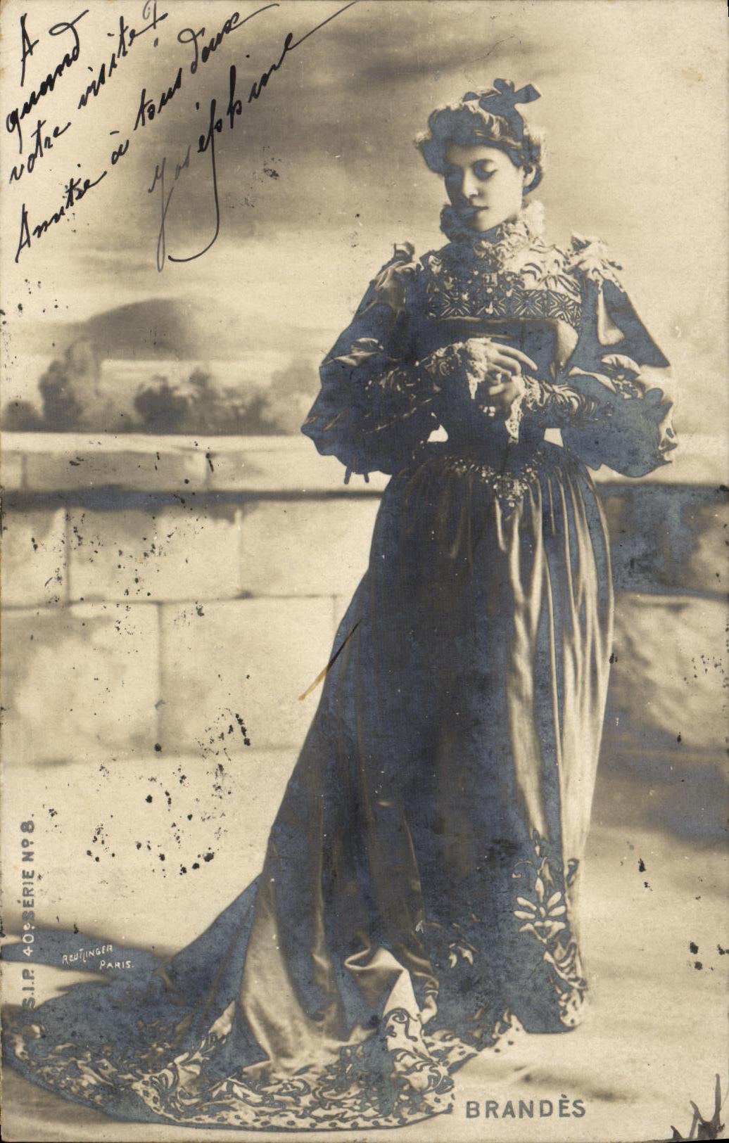 CPA Fantaisie Femme Brandes