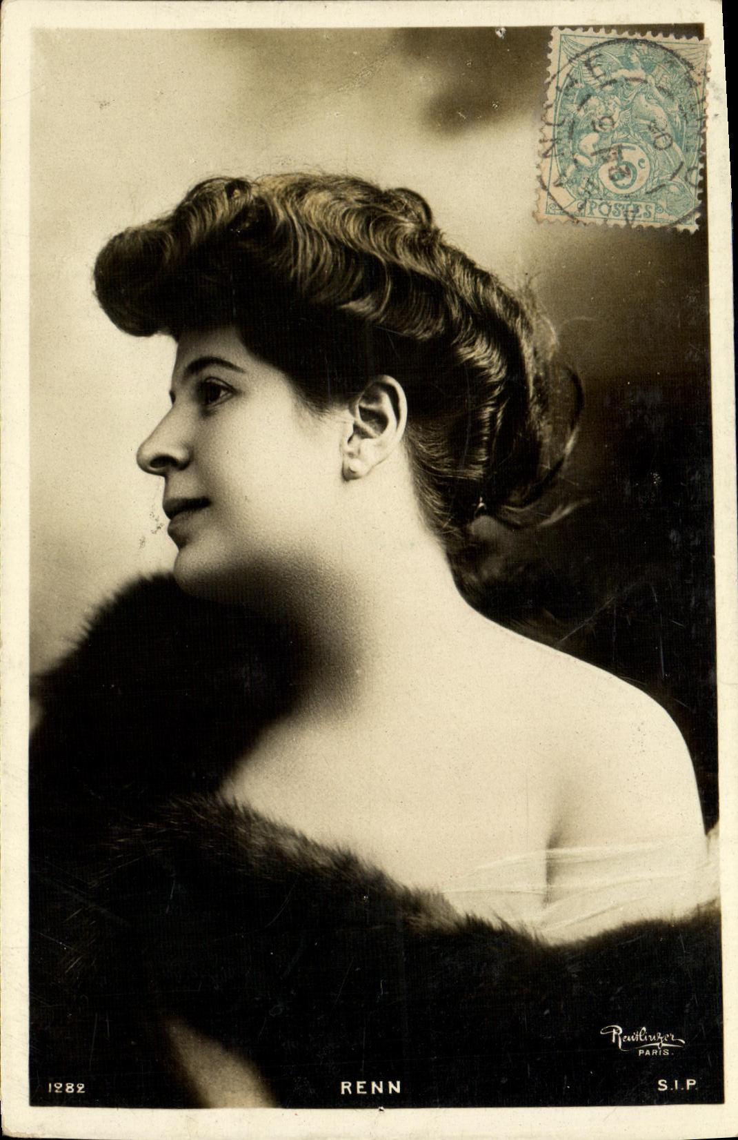 Portrait de femme — RENN — Paul Linger, S.I.P., Paris