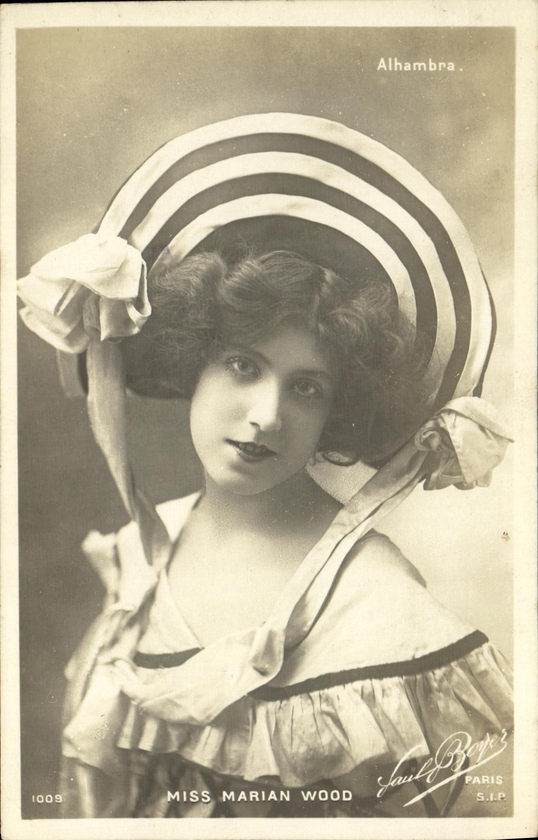 Miss Marian Wood — ritratto in bianco e nero — Saul Beyer, Parigi, S.I.P., n°1009