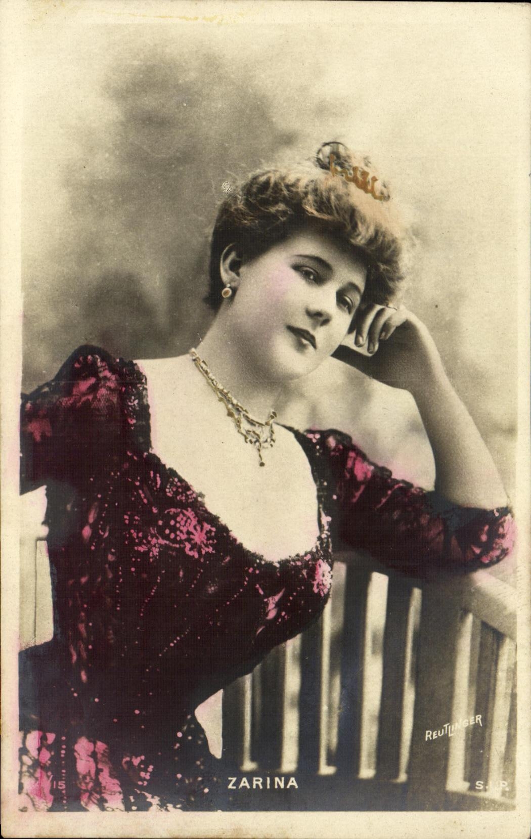 Zarina — Portrait de la chanteuse — Reutinger S.A.R.