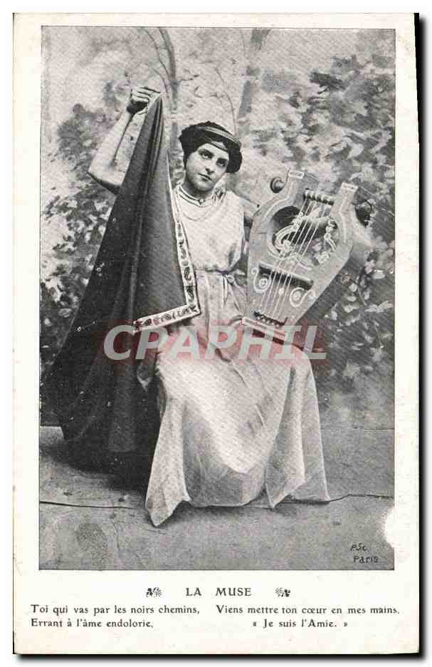 CPA Fantaisie Femme La muse Lyre