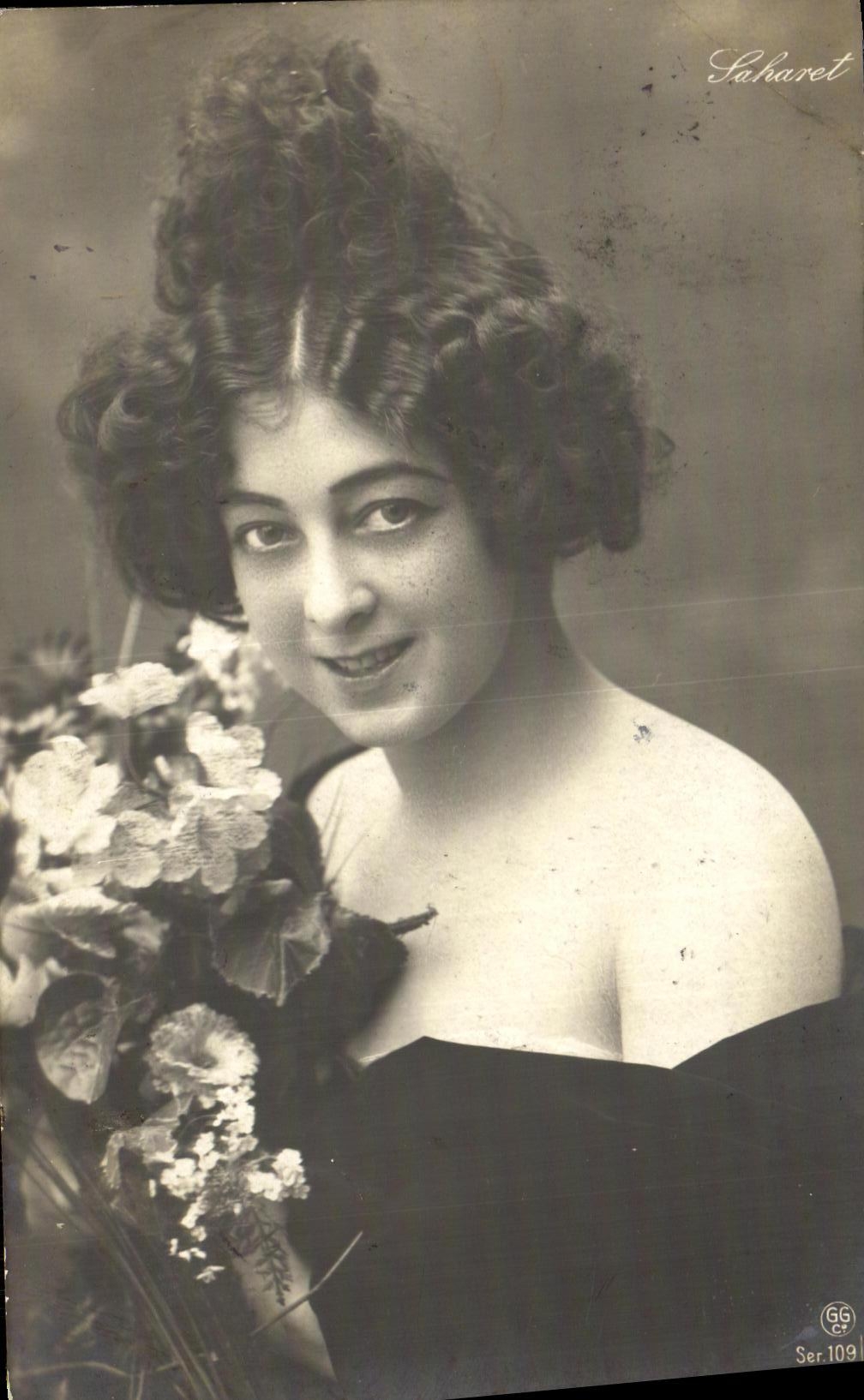 CPA Fantaisie Femme Saharet