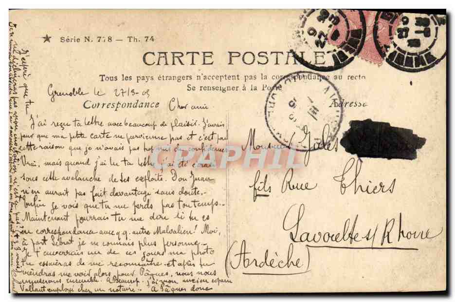 Lea Taxil — Portrait en extérieur — Stebbing Paris — Verso