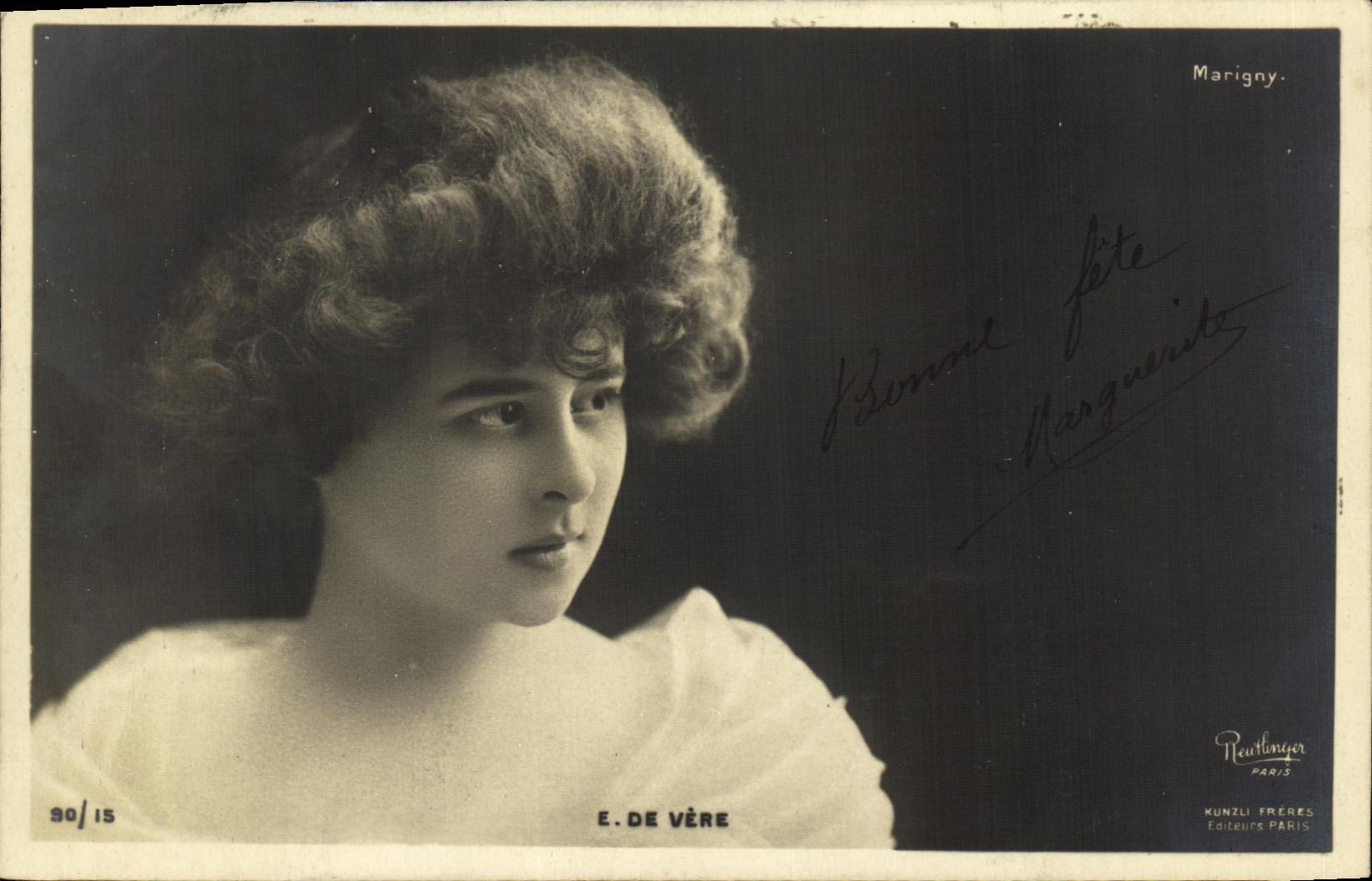E. DE VÈRE — Portrait féminin — Reutlinger, n° 90/15