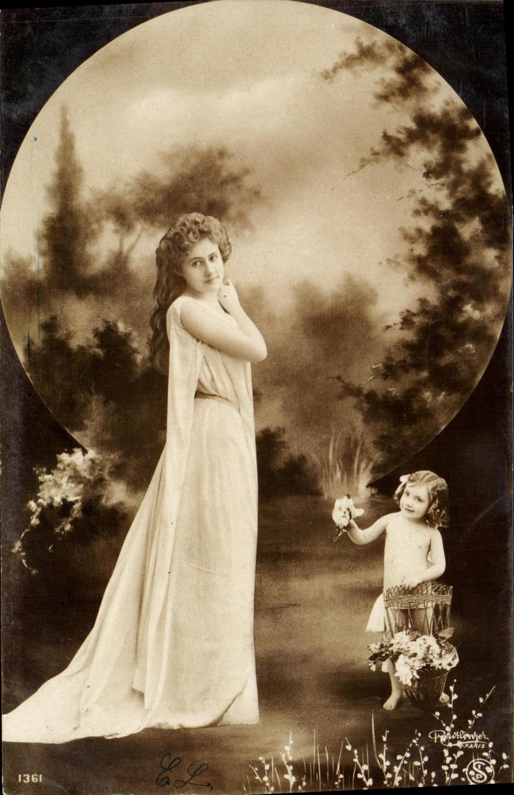 CPA Fantaisie Femme Ange Enfant