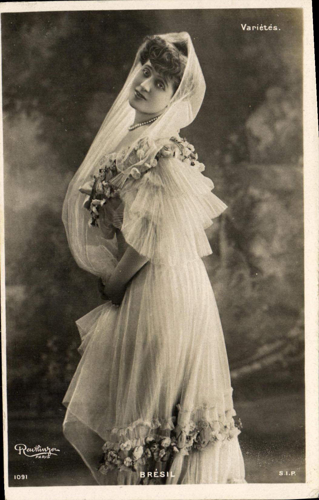 CPA Fantaisie Femme Varietes Bresil