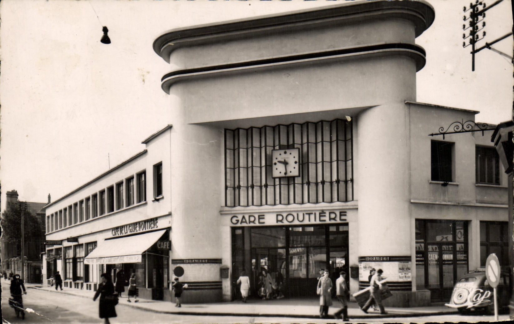 Gare Routière de Caen — entrée principale — Réal-Photo (33)