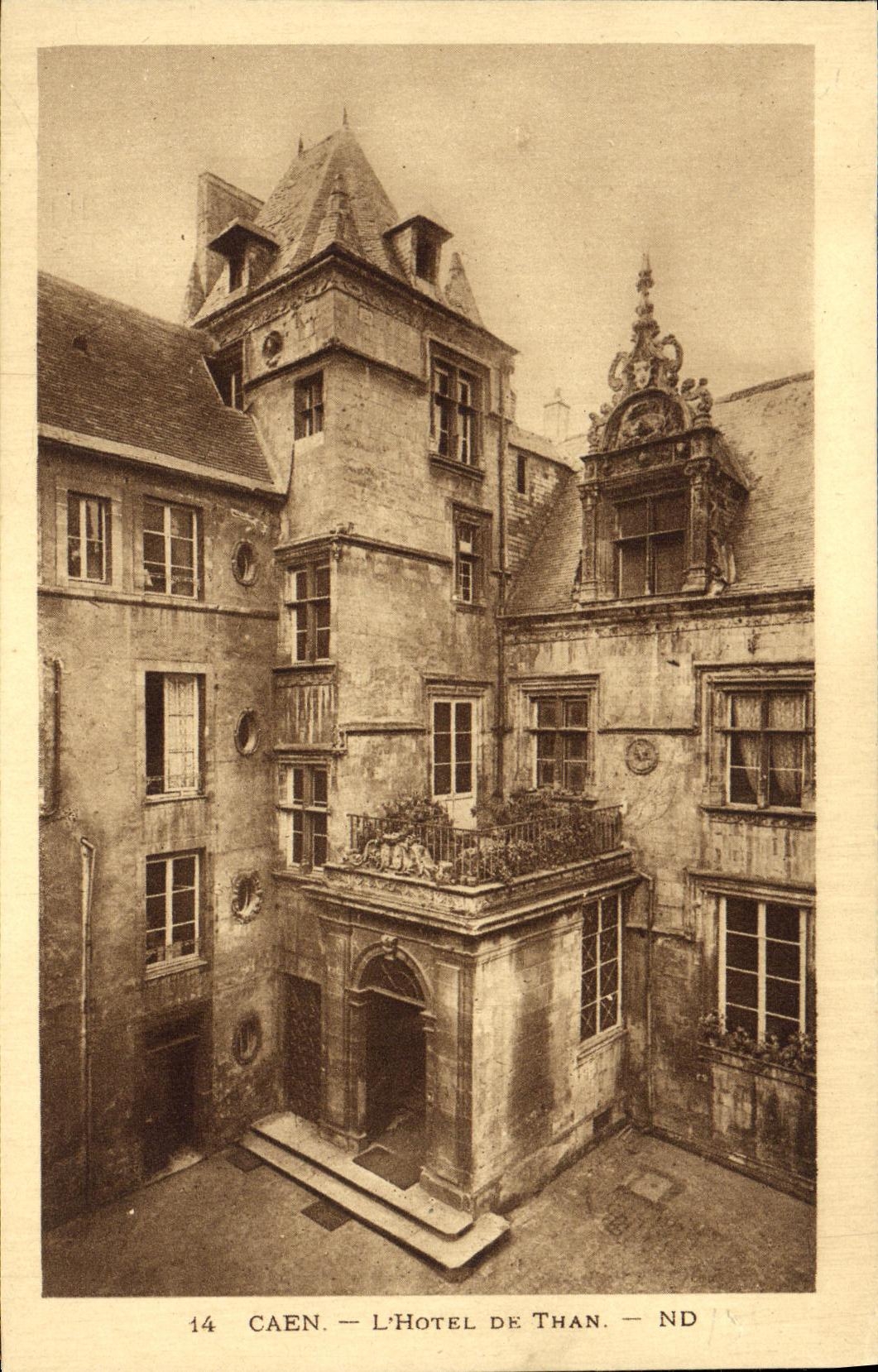 Caen — L'Hôtel de Than — ND