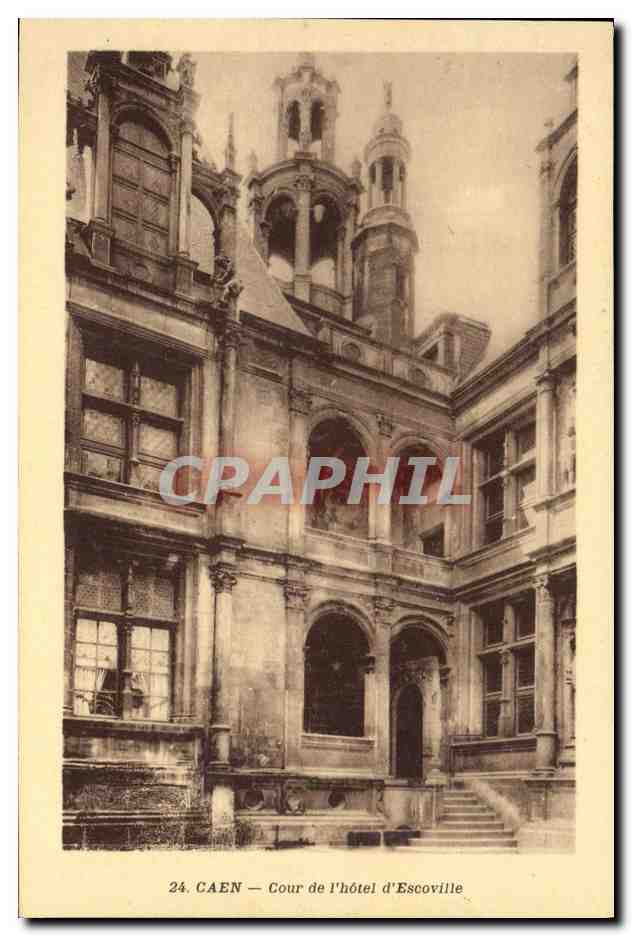 CPA Caen Cour de l Hotel d Escoville