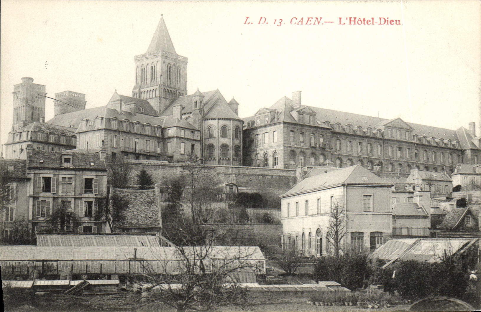 Caen — L'Hôtel-Dieu — L.D. 13
