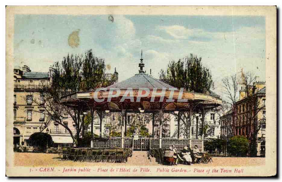 CPA Caen Le Jardin Public Place de L Hotel de Ville
