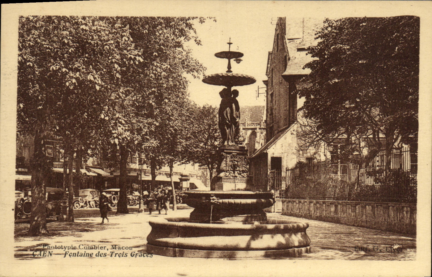 Caen — Fontaine des Trois Grâces — Phototypie Combier, Macon