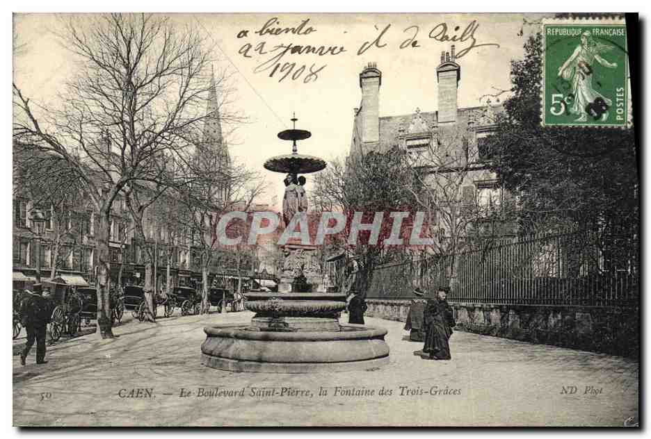 CPA Caen Le Boulevard Saint Pierre la Fontaine des Trois Graces