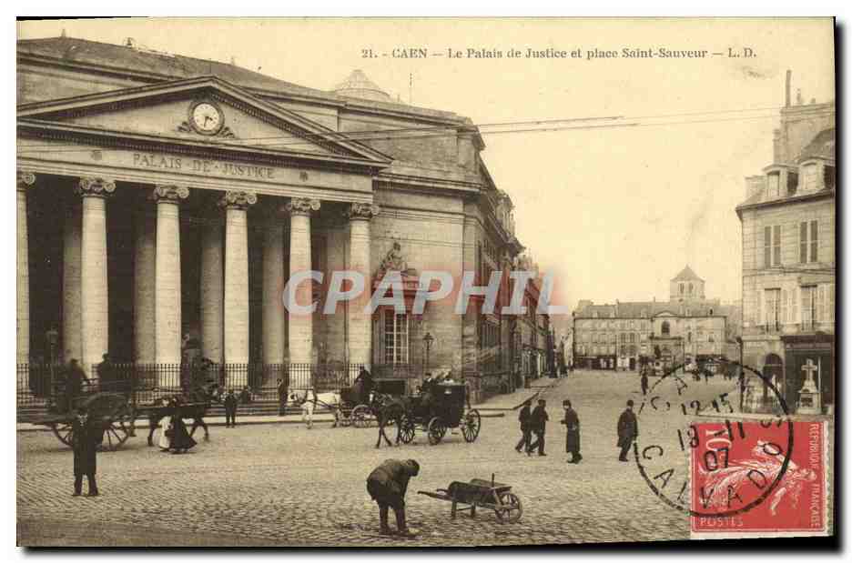 CPA Caen Le Palais de Justice et Place Saint Sauveur