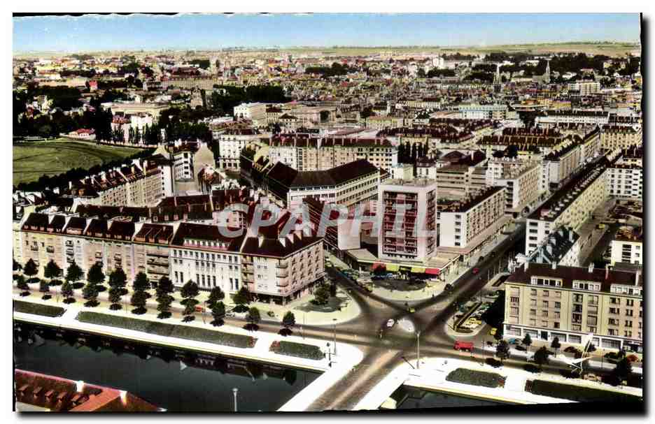 CPSM Caen Place du 36eme RI et Rue Saint jean