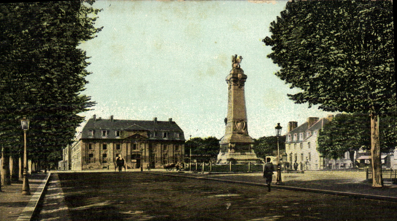 CPA Caen Place Alexandre III Le Monument aux Mobiles