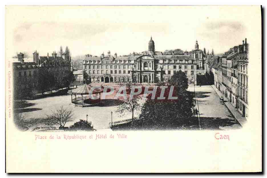CPA Caen Place de la Republique et Hotel de Ville