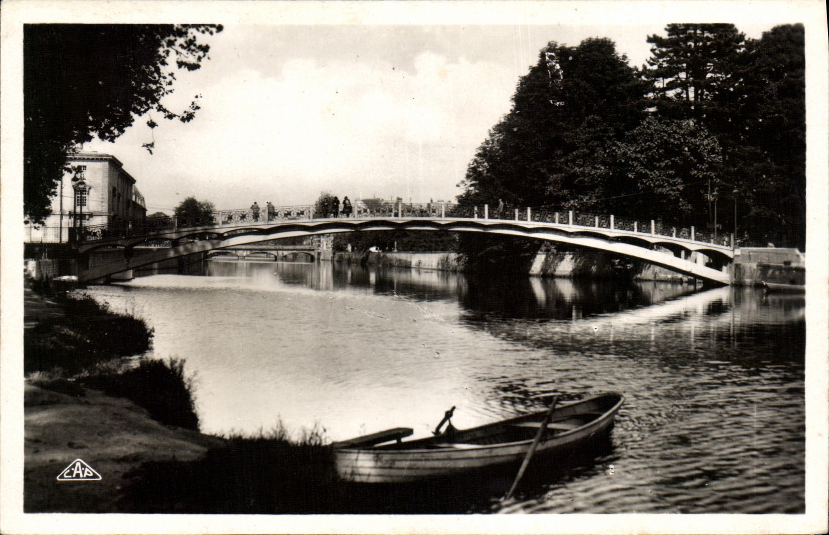CPSM Caen La Nouvelle Passerelle sur L Orne