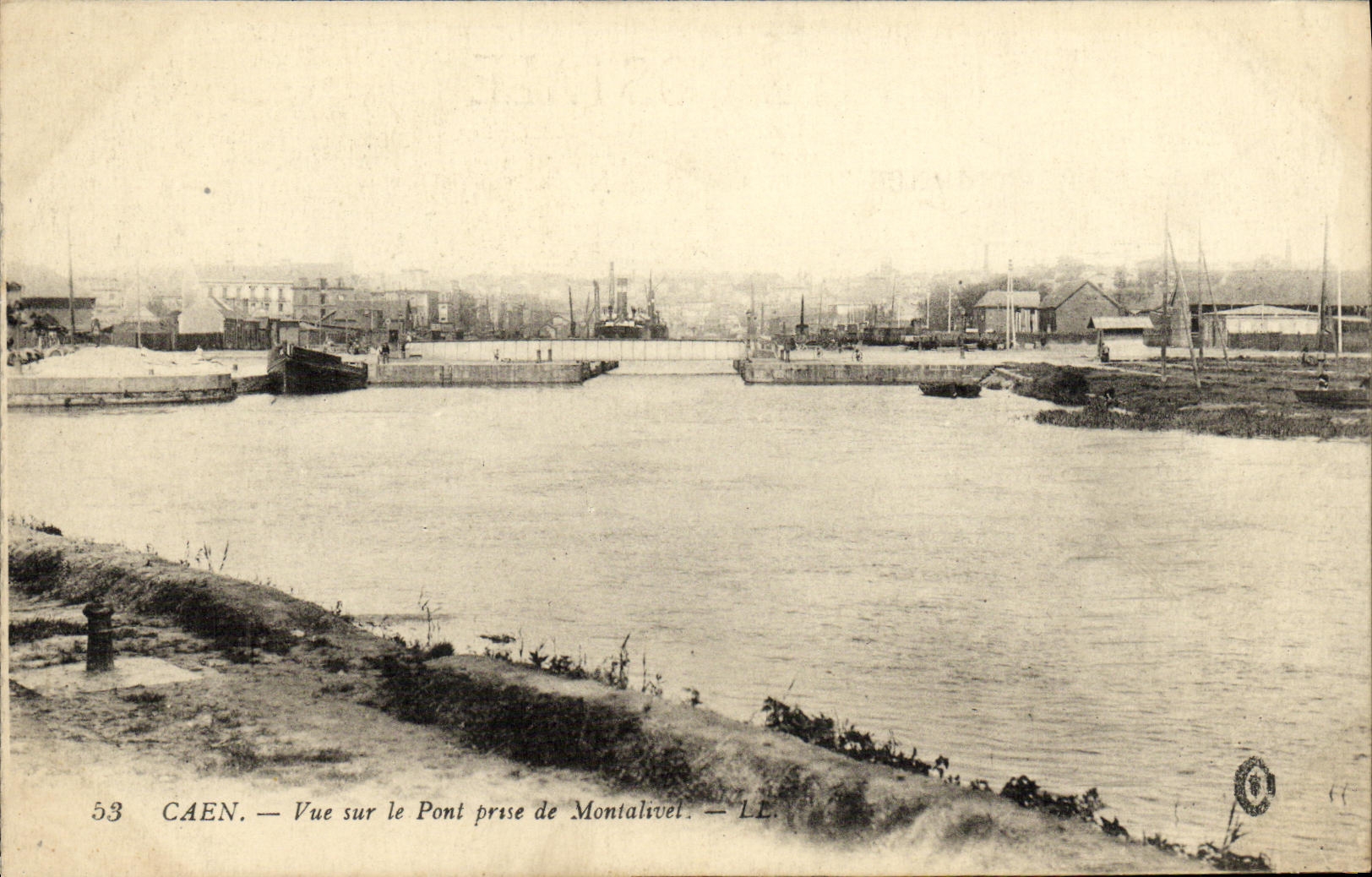 CAEN — Vue sur le Pont prise de Montalivet — LL