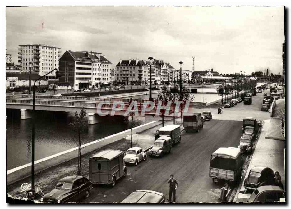 CPSM Caen Les Quais