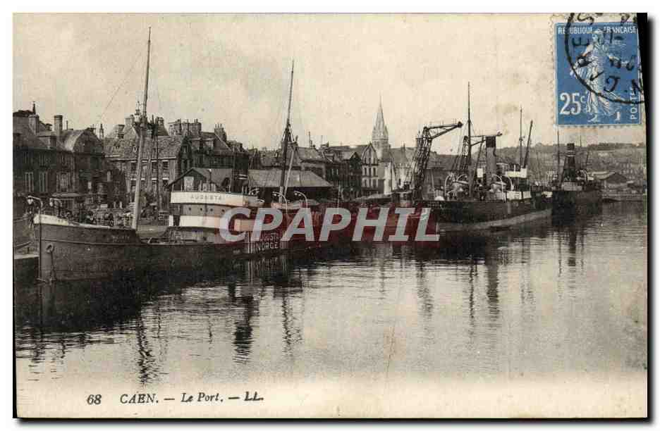 CPA Caen Le Port Bateaux Augusta 