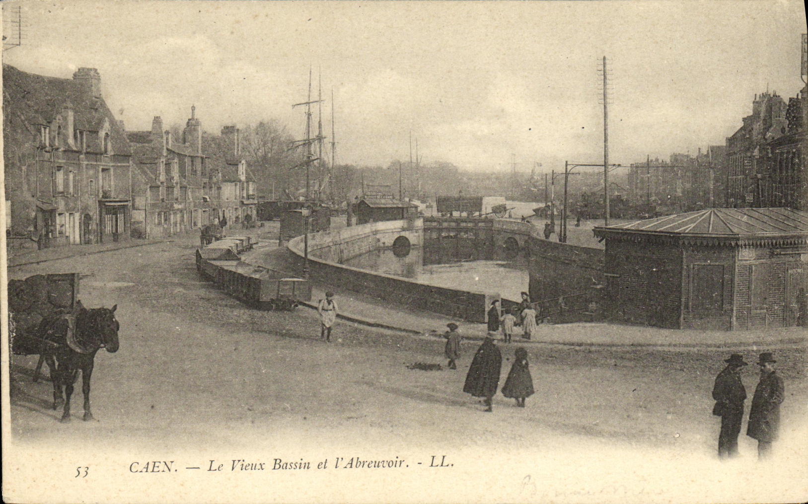 Caen — Le Vieux Bassin et l'Abreuvoir — LL. — N° 53