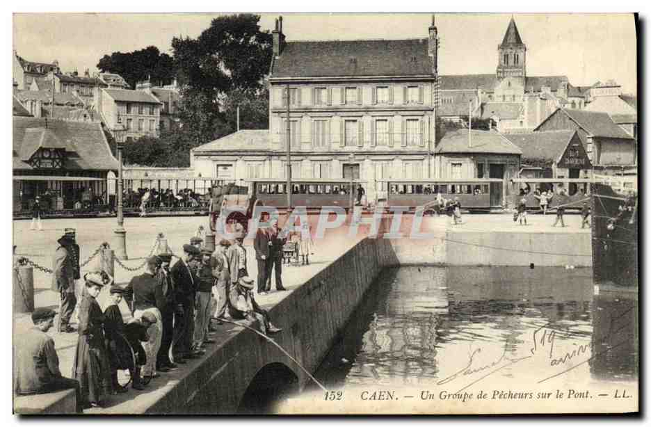 CAEN — Un Groupe de Pêcheurs sur le Pont — LL. — Graphil 152