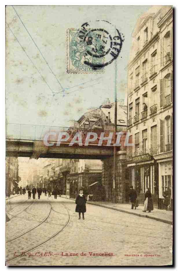 CPA Caen La rue de Vaucelles