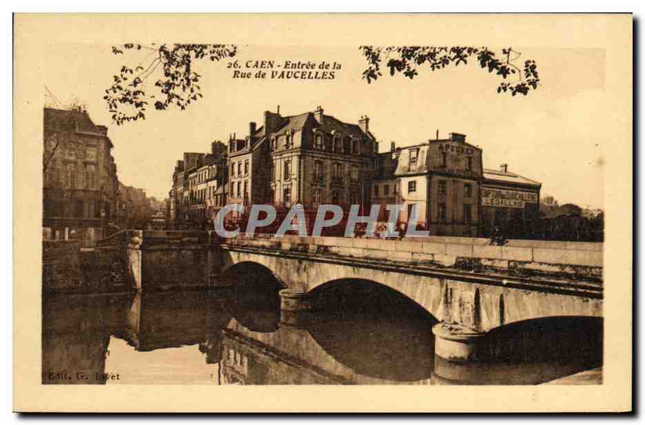 CPA Caen Entree de la Rue de Vaucelles