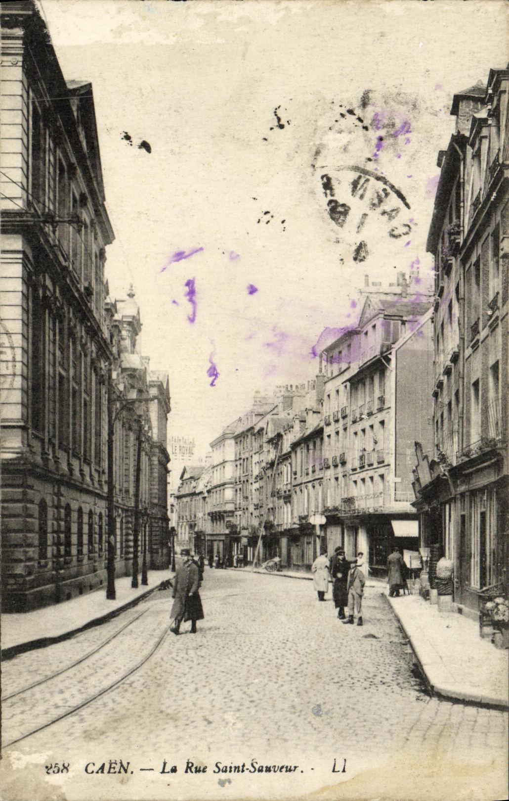 CPA Caen La Rue Saint Sauveur