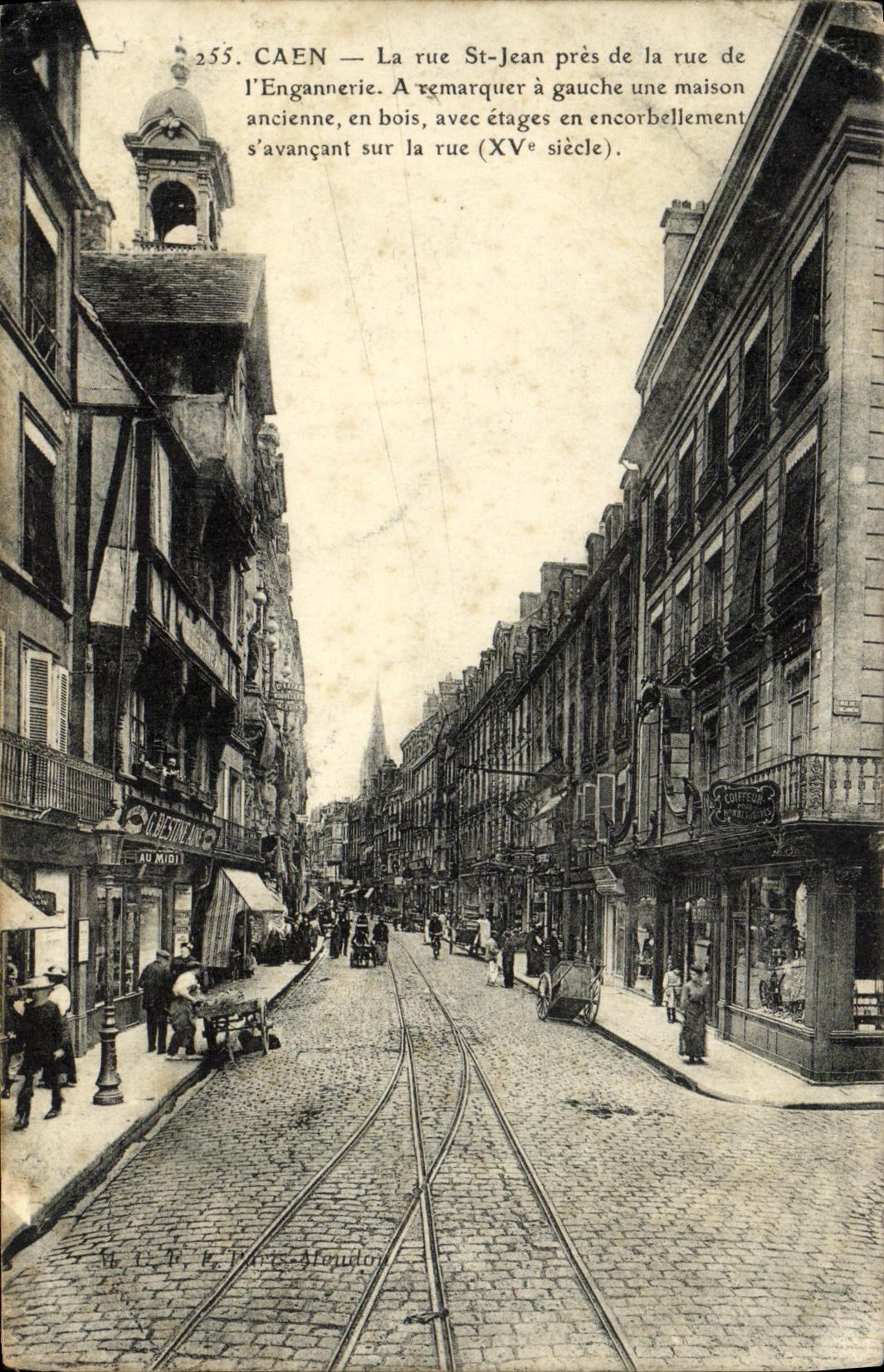 CPA Caen La rue St Jean pres de la rue de l Engannerie