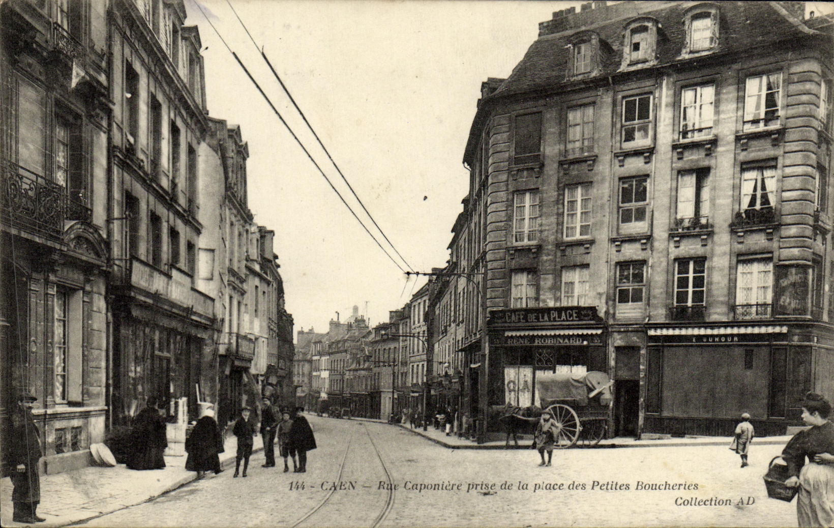 Caen — Rue Caponière prise de la place des Petites Boucheries — Éditeur AD, n° 144