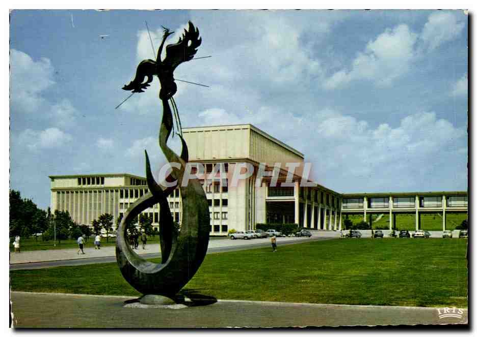 CPSM Caen Devant L Universite Le Phenix