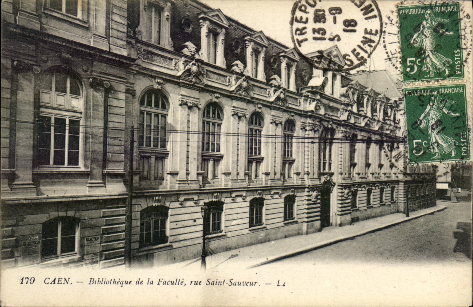 CPA Caen Bibliotheque de la Faculte rue Saint Sauveur