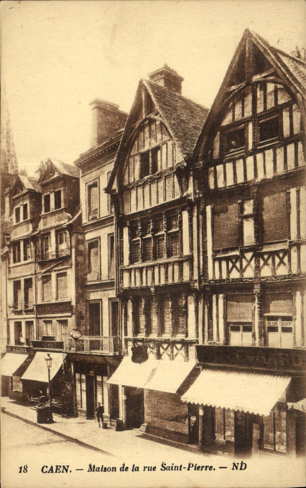 CPA Caen Maisons De al Rue Saint Pierre