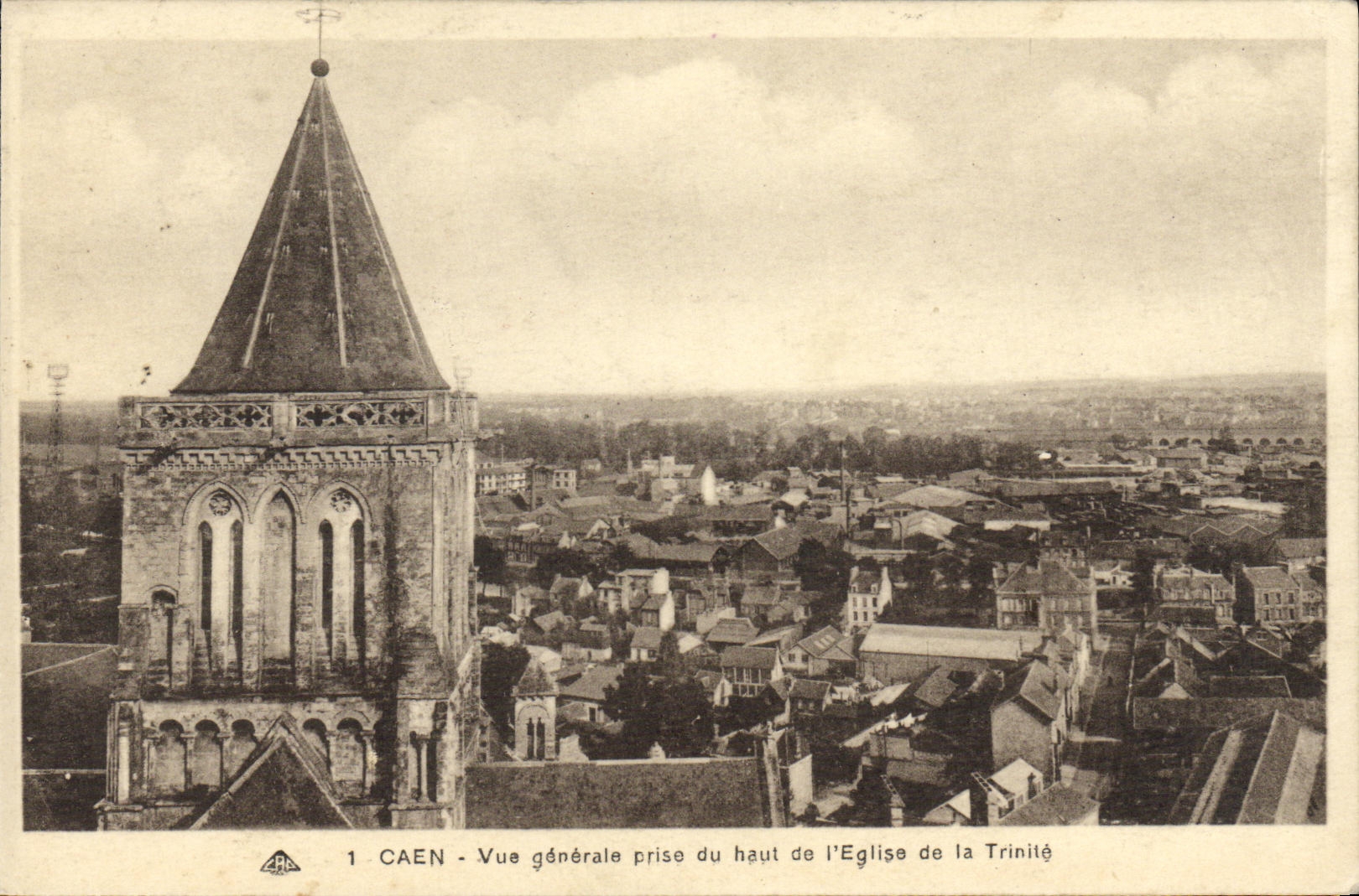 CPA Caen Vue Generale prise du haut de l eglise de la Trinite