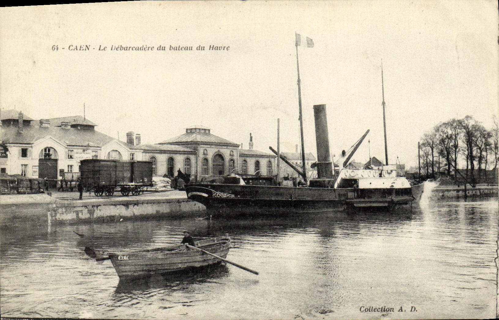 CPA Caen Le Debarcedere du Bateau du Havre