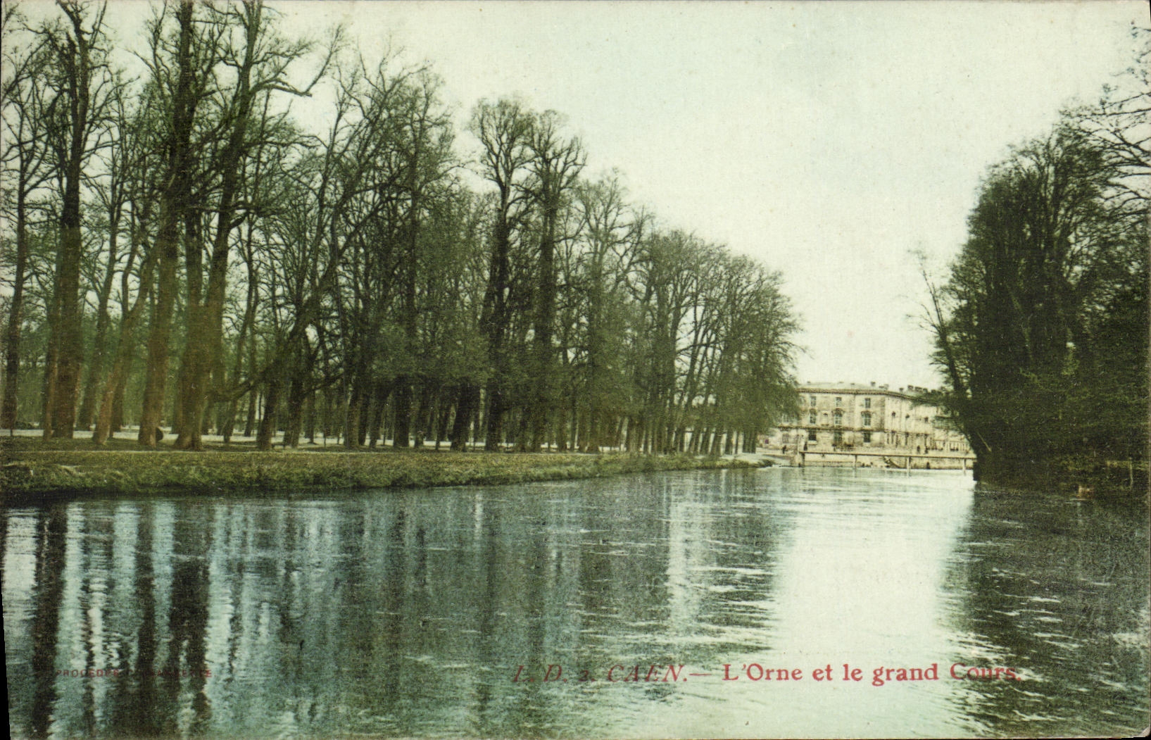 CPA Caen L Orne et le Grand Cours
