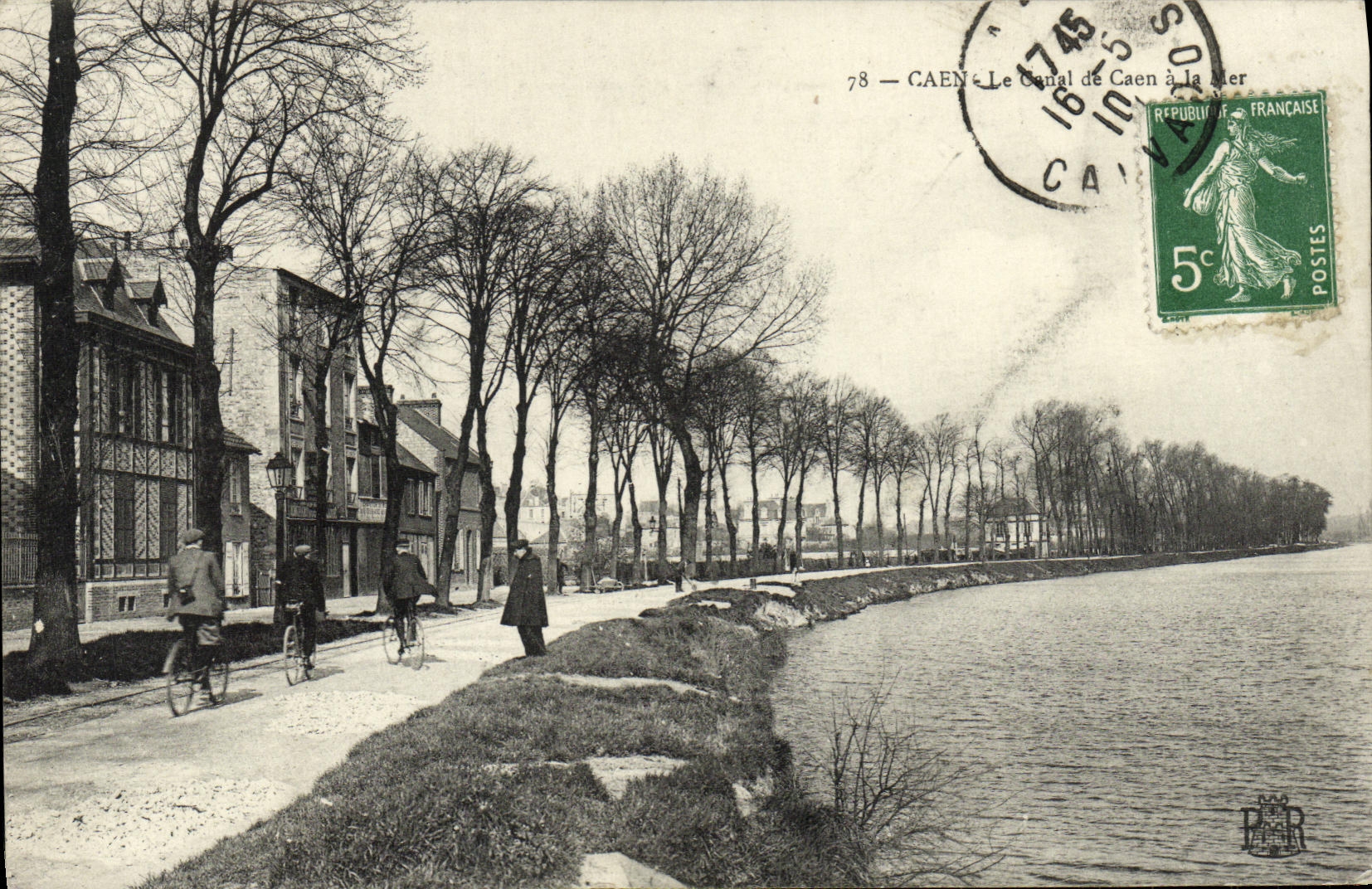 CPA Caen Le canal de Caen a la