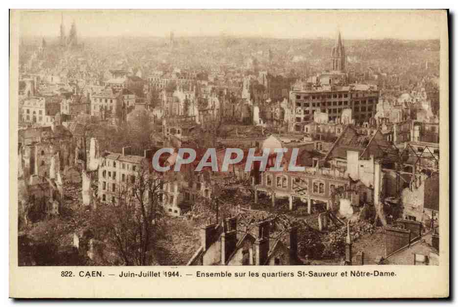 CPA Caen Juin Juillet Ensemble sur les quartiers St Sauveur et Notre Dame Militaria