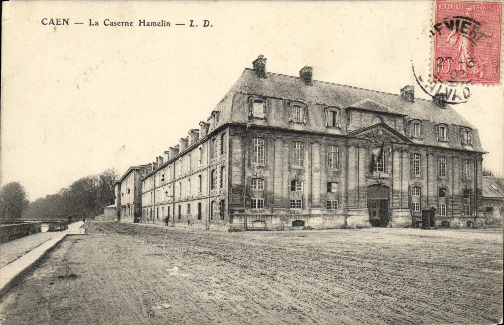 CPA Caen La Caserne Hamelin Militaria