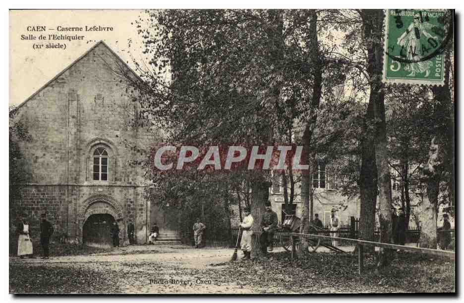 CAEN — Caserne Lefebvre Salle de l'Échiquier (XIe siècle) — Photo Royer, Cucq