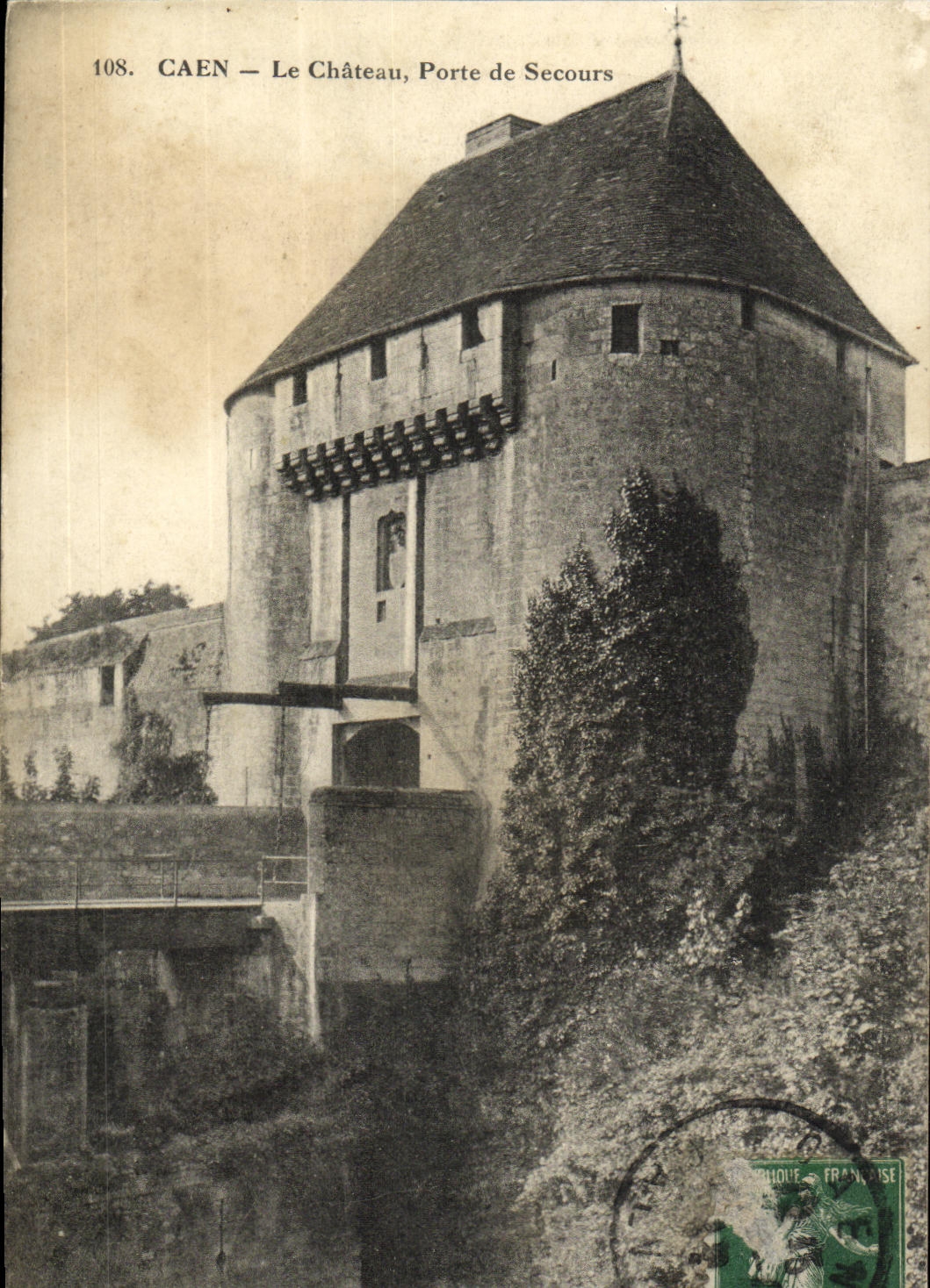 CPA Caen La Chateau Porte de Secours