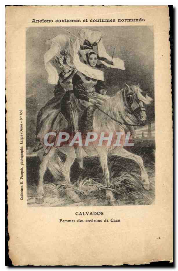 CPA Calvados Femmes des environs de Caen Cheval