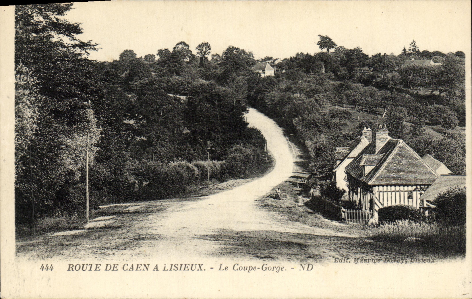 CPA Route de Caen a Lisieux Le Coupe Gorge