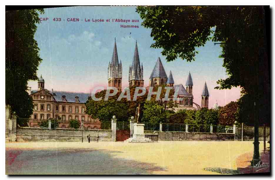 CPA Caen Le Lycee et l Abbaye aux Hommes