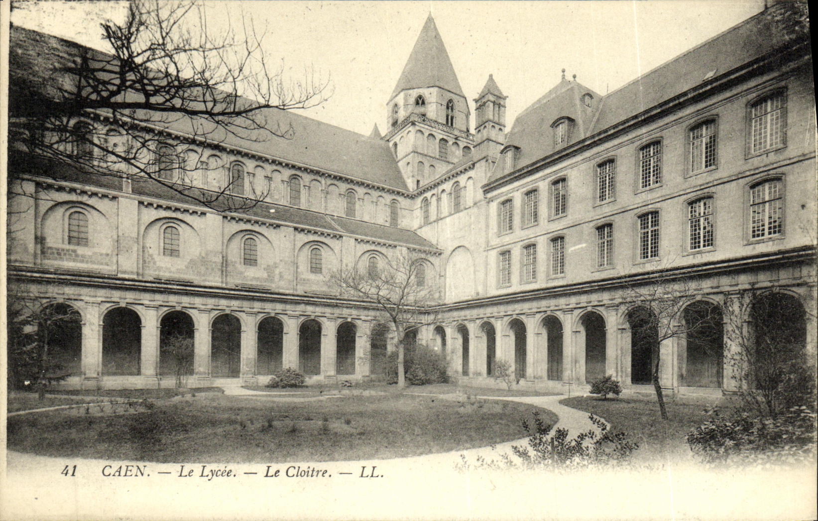 CPA Caen Lycee Le Cloitre
