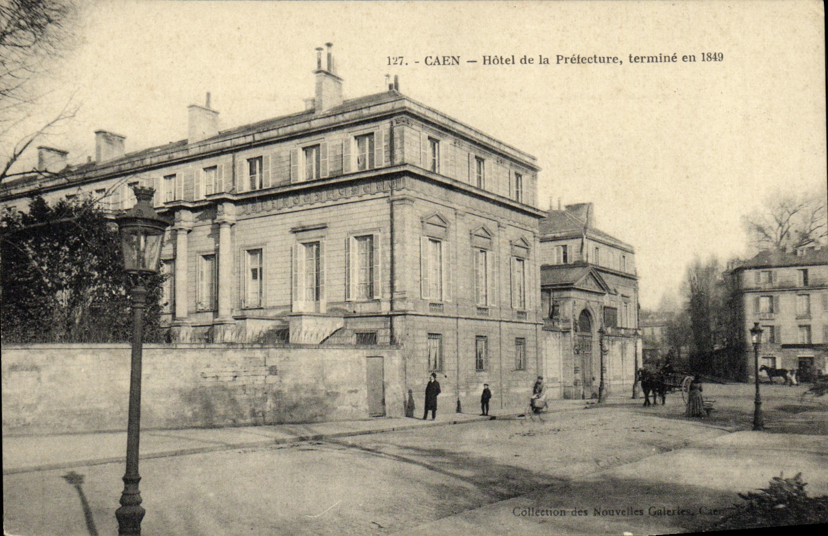 CPA Caen Hotel de la Prefecture termine en 1849